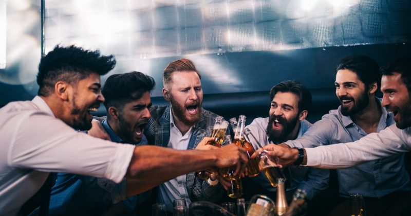 Partybus Holzwickede für JGA und Junggesellenabschied mieten